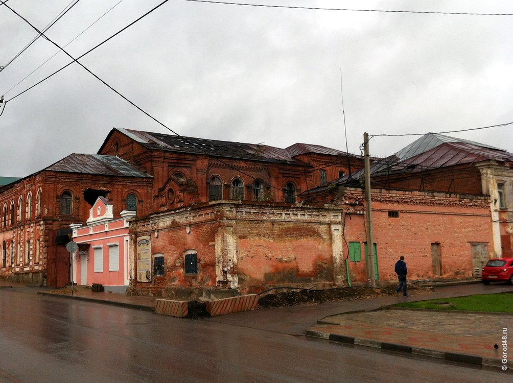 Бывшая табачная фабрика в Ельце
