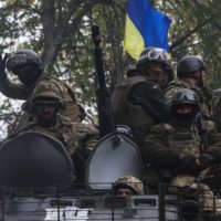 Новый указ Порошенко: день защитника Украины будет отмечаться 14 октября