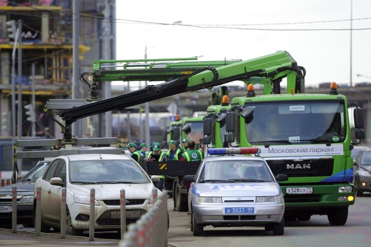 Эвакуация автомобиля в черте Москвы