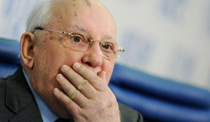 С «холодной войной» Горбачёв опоздал как минимум на 3 года